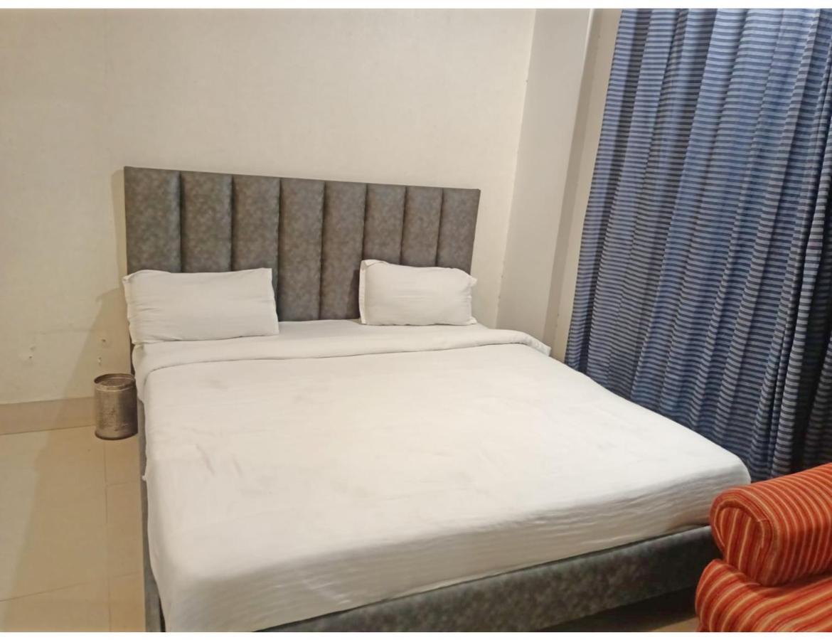 Hotel Kishore International, Amritszár Kültér fotó