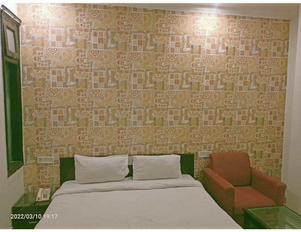 Hotel Kishore International, Amritszár Kültér fotó
